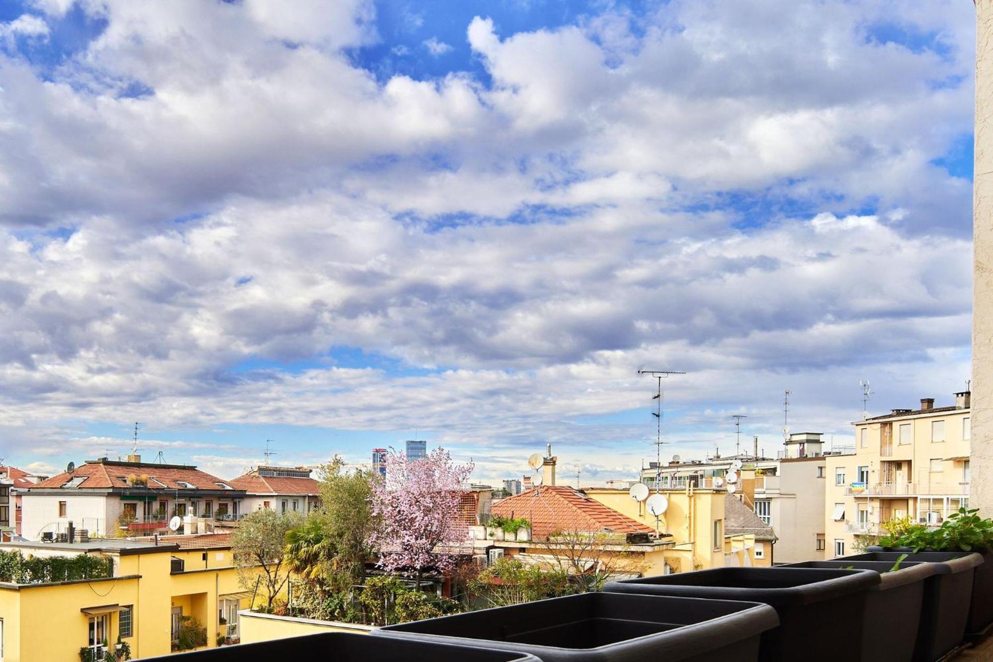 Sant'Ambrogio Charme Apartment Милан Экстерьер фото